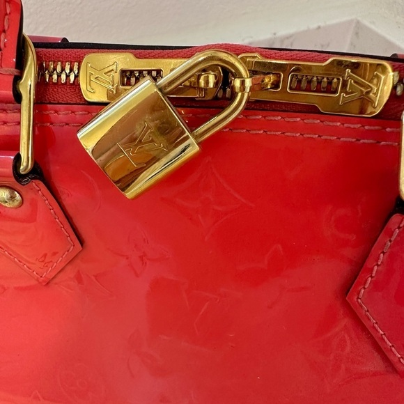 Louis Vuitton Alma PM Bag - Picture 4 of 11